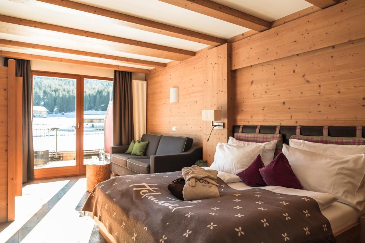 Helmhotel San Candido Esterno foto