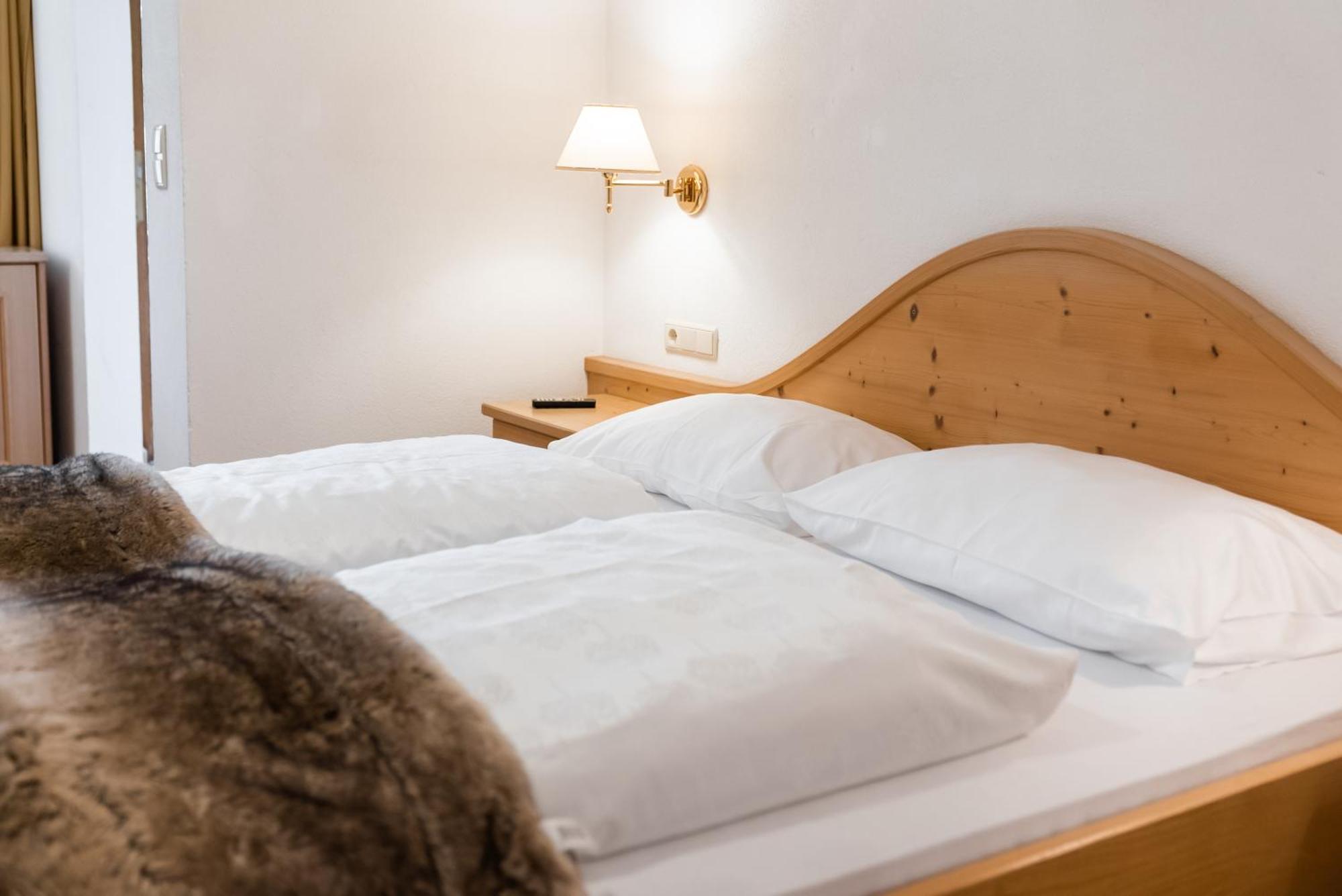 Helmhotel San Candido Camera foto