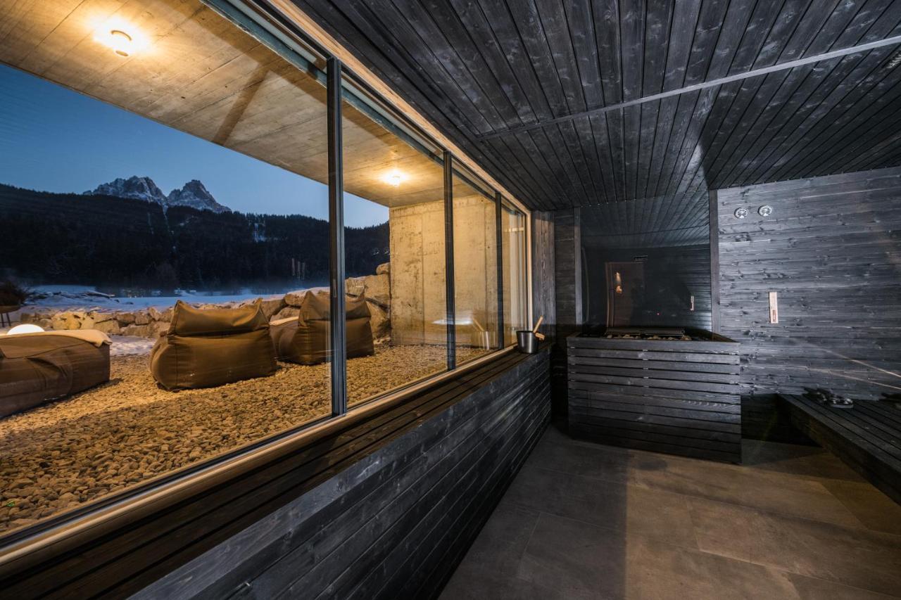 Helmhotel San Candido Esterno foto