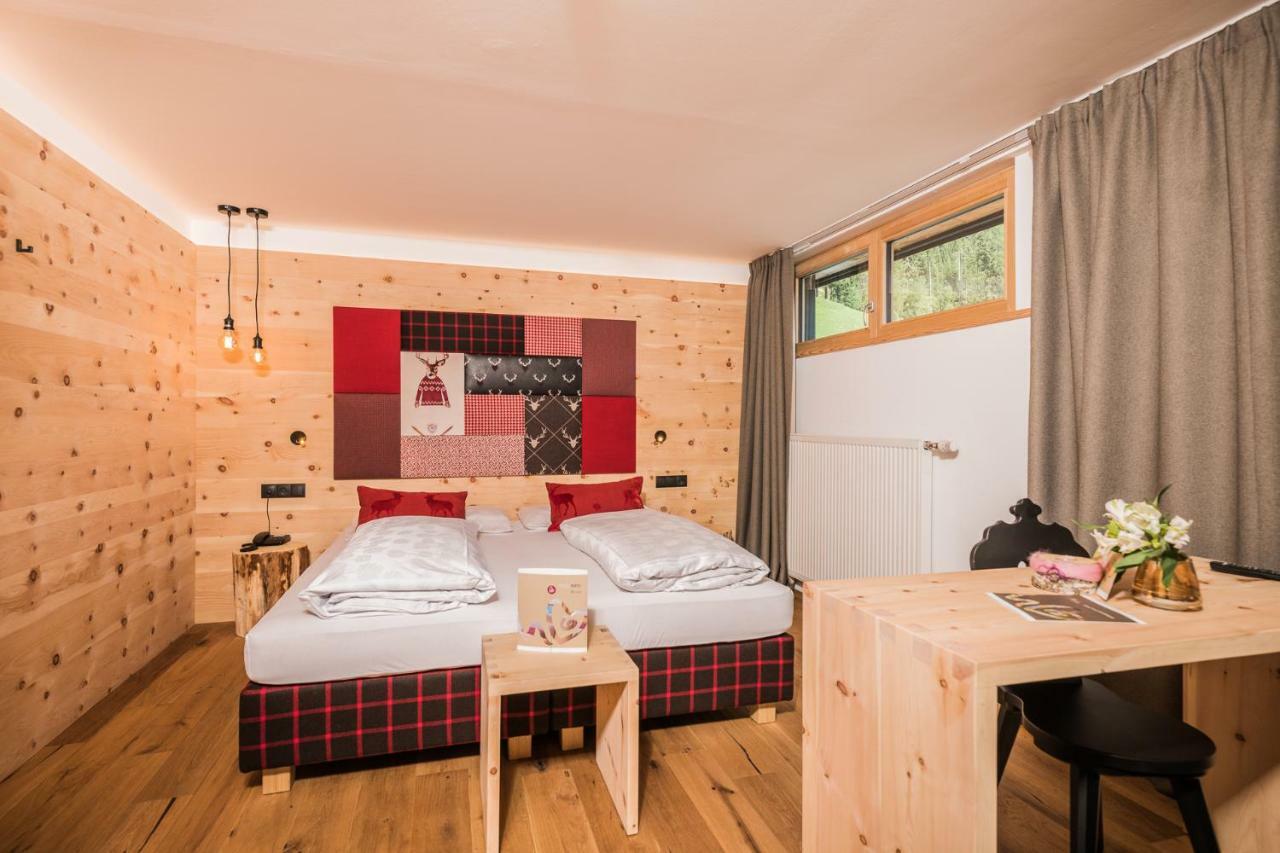 Helmhotel San Candido Esterno foto